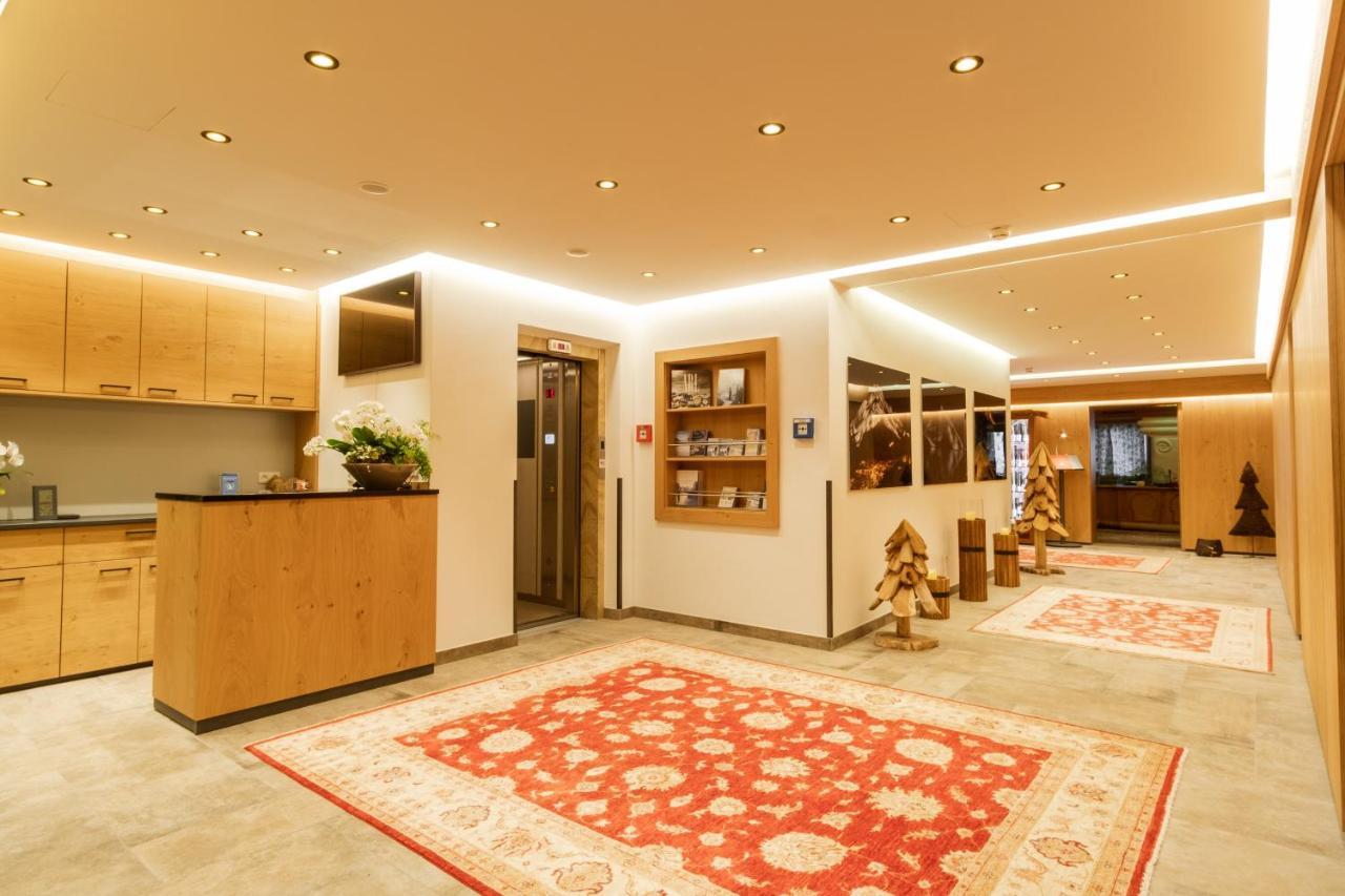 Hotel & Chalet Bellevue Lech am Arlberg Exterior photo